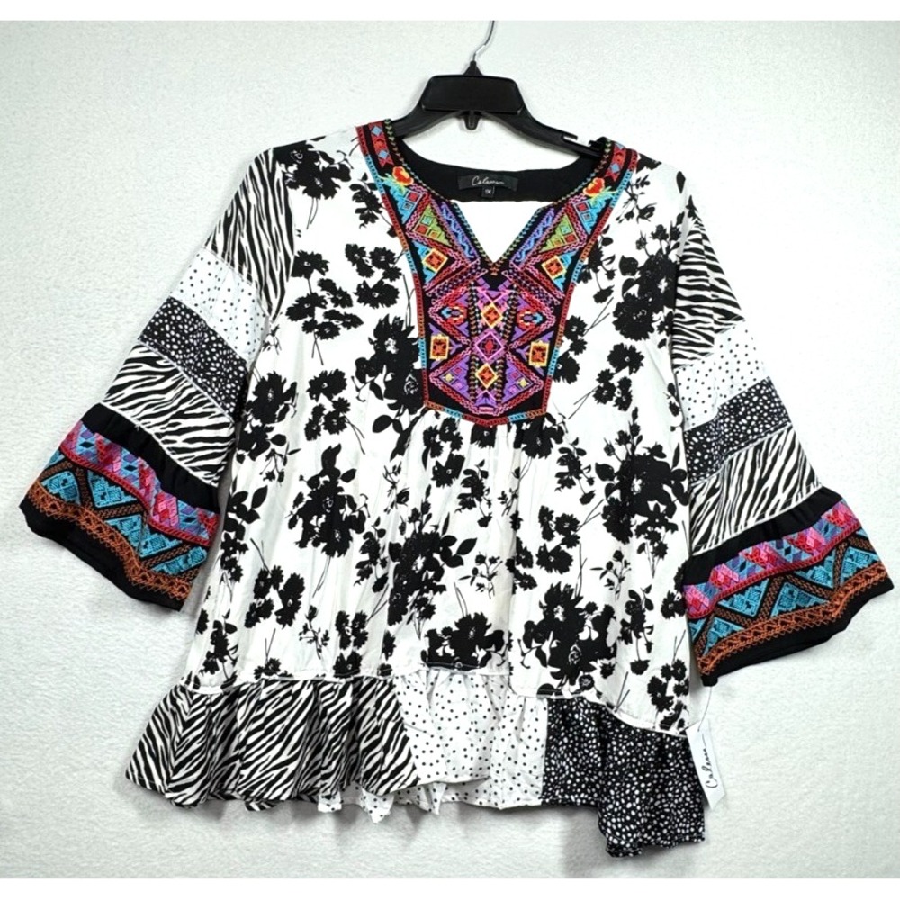Calessa Top Women 1X Embroidered V Neck Bell Sleeve Artsy Boho Hippie NEW